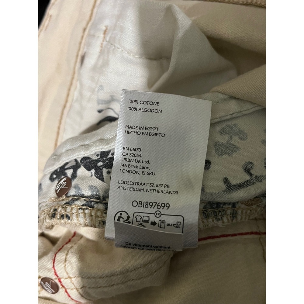 We The Free People Now or Never Cut Off Denim Shorts Distressed Ecru Size 26 - Picture 5 of 10